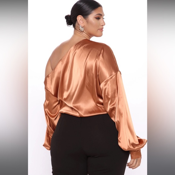 PLUS SIZE SATIN BODYSUIT SIZE 2X - Picture 4 of 4